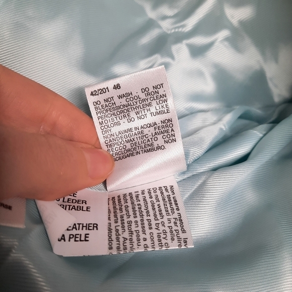 MaxMara Light Blue Leather Jacket 12 - Picture 9 of 12